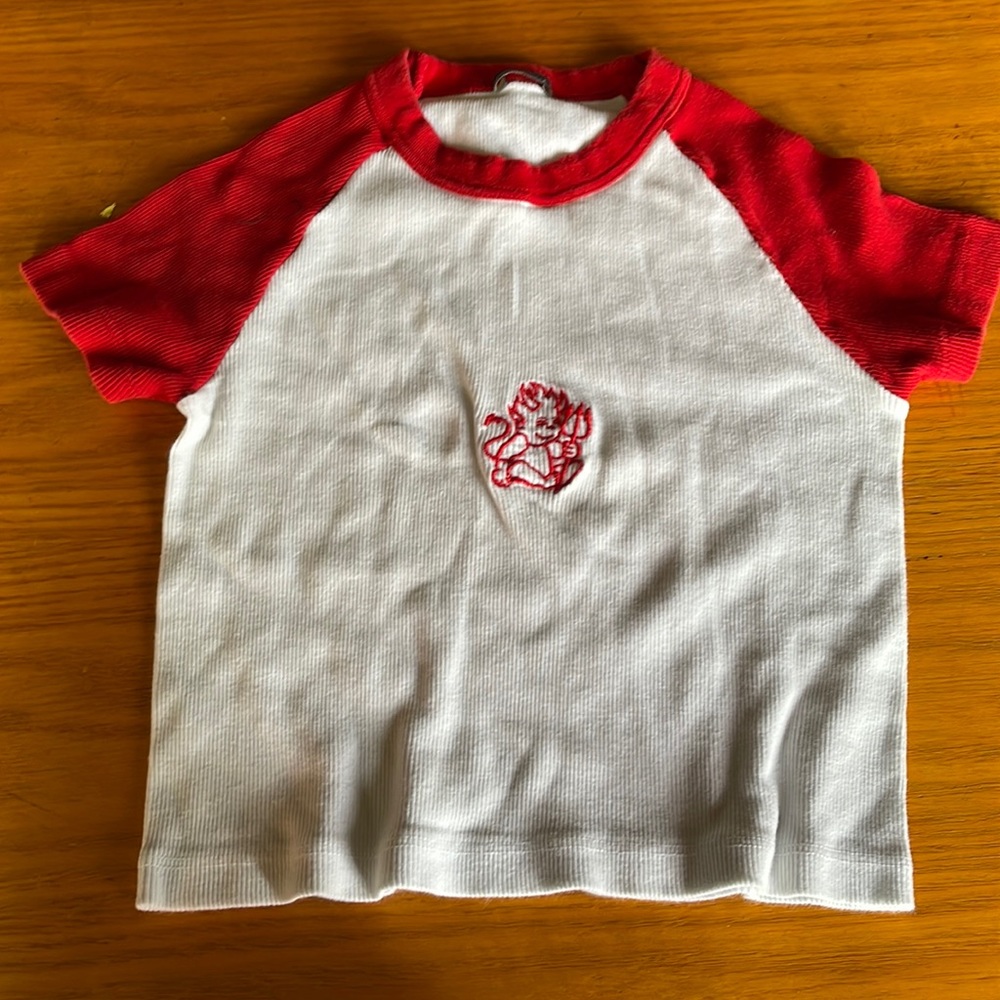 One size brandy Melville shirt